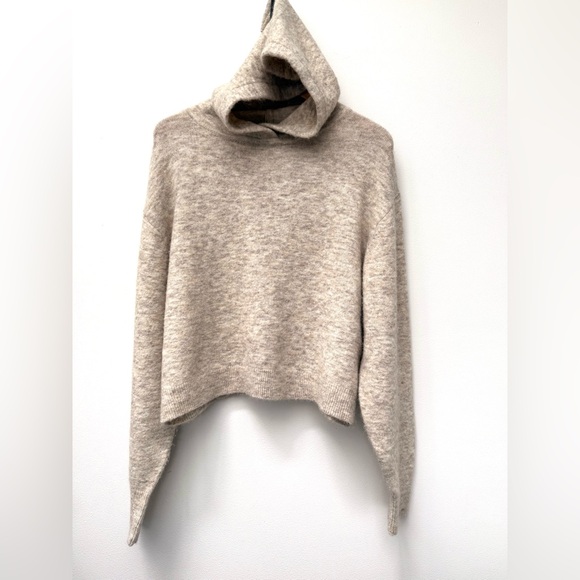 Little Moon Sweaters - Aritzia Little Moon Gardenia Alpaca/Wool Blend Crop Hooded Sweater Medium
